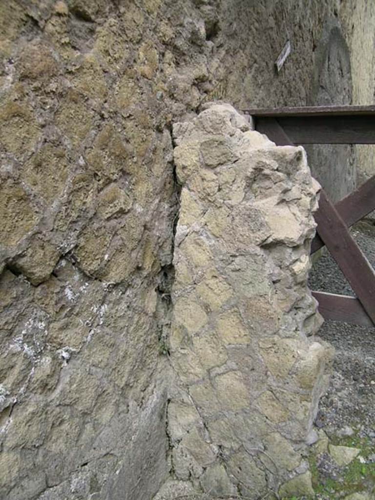 A stone wall
Description generated with very high confidence